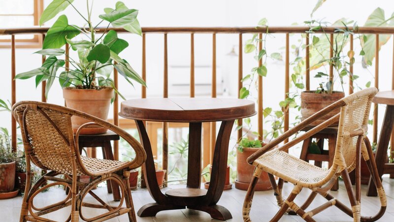 Ab nach draußen: Tipps für einen gemütlichen Balkon im Spätsommer